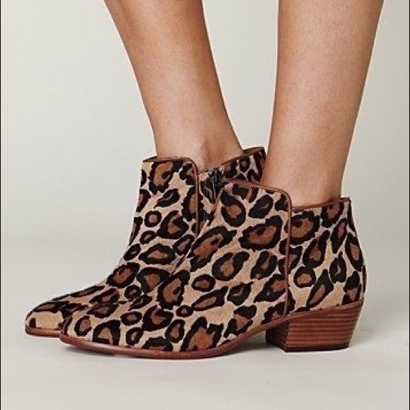 Sam Edelman Calf Hair Cheetah Petty Booties - Picture 4 of 16